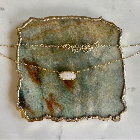 Kendra Scott Jewelry - Kendra Scott Elisa Necklace In Iridescent Drusy